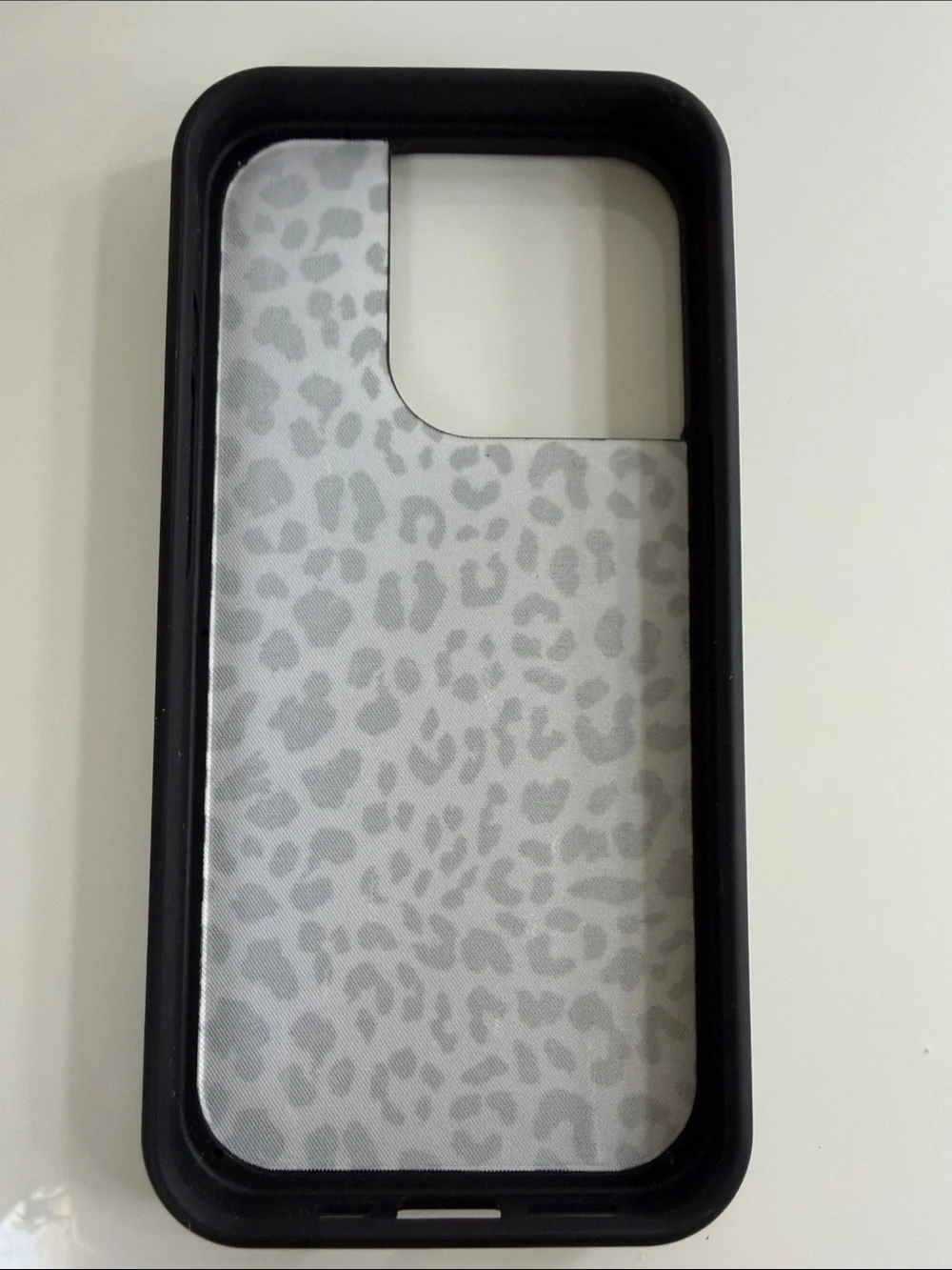 Snow Meow iPhone 15 Pro wildflower case